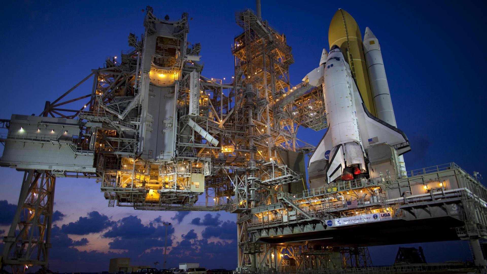 开云官方网站-“史诗对决：东部决赛焦点战，球迷热议不断”，东部决赛队伍